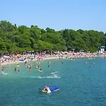 Cala *